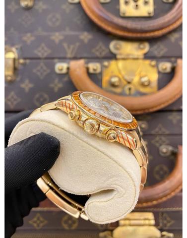 Carousel Image
