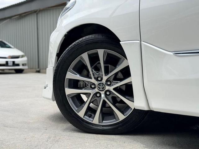 P.BOOT 2017 Toyota ESTIMA 2.4 AERAS PREMIUM (A) - 5