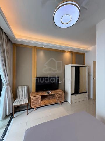 R&F Princess Cove / Balcony room / JB town / walking distance to CIQ 2