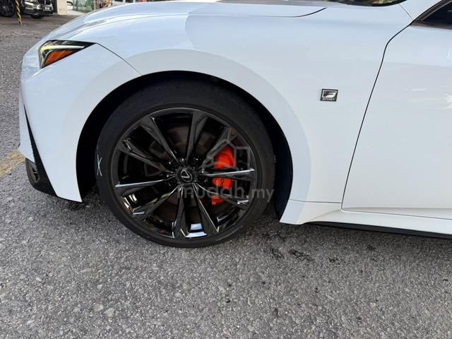 Lexus Is300 F Sport Fully Loaded Edition - 4