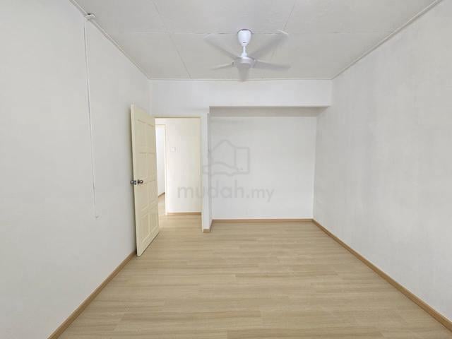 Skudai Jalan Makmur / 14x55 Double storey Low cost / Full loan unit 1