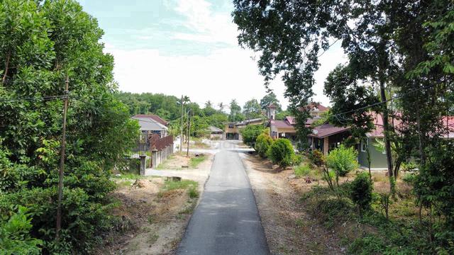 (6,500 KP, Freehold,Rata)Lot Banglo di Jalan Klinik, Bdr Tanah Merah 1