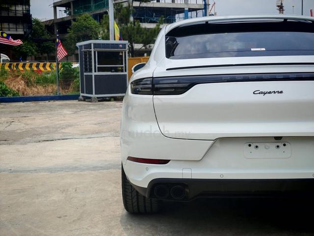 2022 Porsche Cayenne 3.0L Coupe PLATINUM EDITION - 5