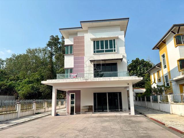 [Fully Renovated] 3 Storey Bungalow Bdr Sg Long Kajang Selangor 1