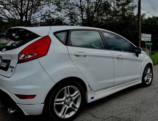 2013 Ford FIESTA 1.6 SPORT TI-VCT DR74RAB (A) - 4