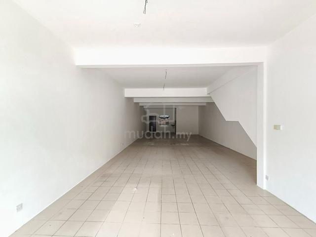 Face MAIN ROAD Ground Floor Ken Rimba Shop lot Shah Alam Sek16 1
