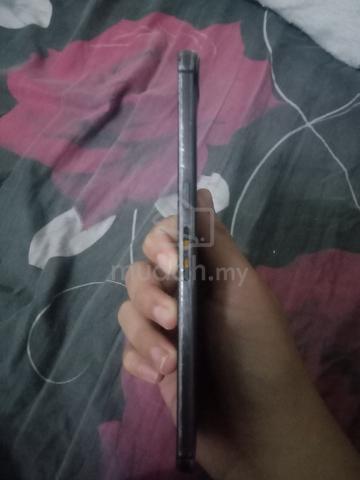 Huawei nexus 6p (used) - photo 4 of 5