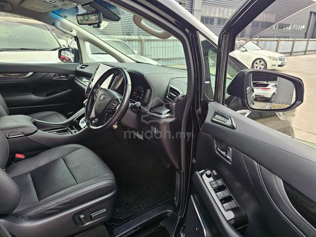 2022 Toyota Alphard SC 2.5L - 5