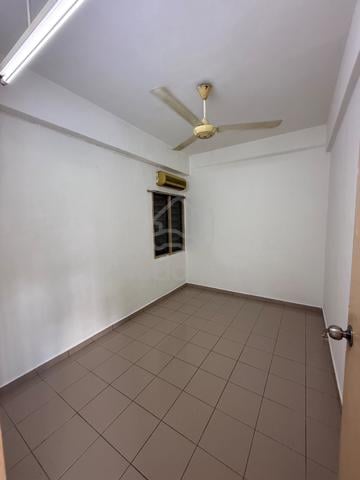 Pangsapuri Mawar (Seri Kembangan) 1
