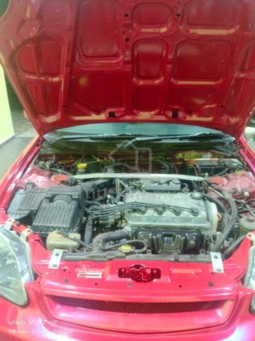 1996 Honda CIVIC 1.6 VTi (A) - 4