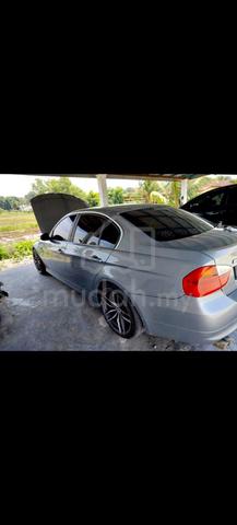 2005 Bmw 325i (CBU) 2.5 (A) - 4