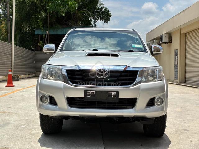 Toyota Hilux 2.5 A VNT Sportivo GR 4X4 Facelift - 2