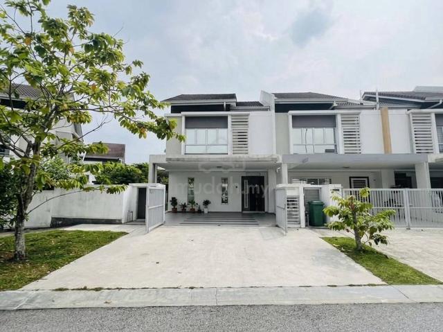 Murah ! End Lot Double Storey Laman Begonia Serene Heights 1