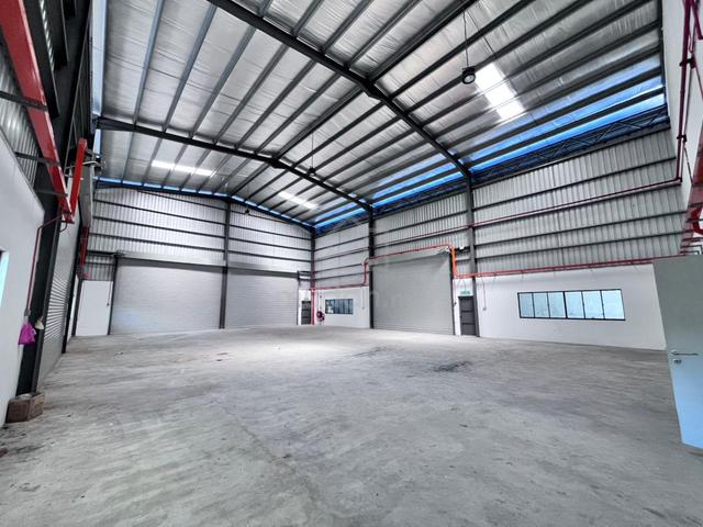 Masai Seri Alam 15000sqf Brand New Detached Factory Power 400amp Light 1