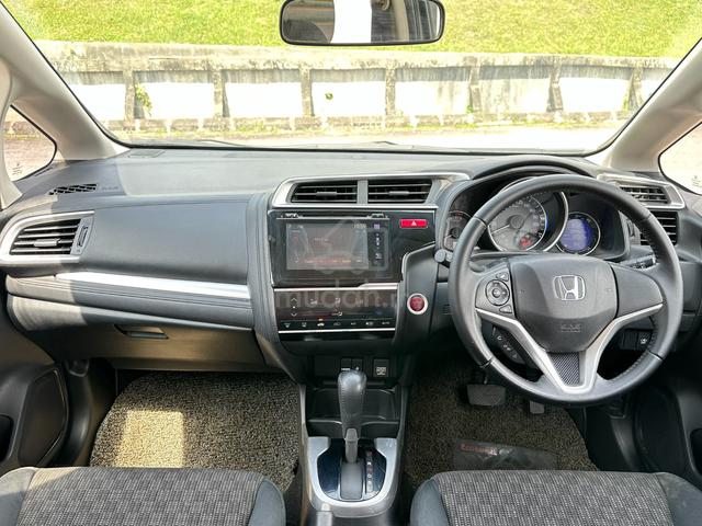 Honda JAZZ 1.5 V FULL SPEC 2016 100%FULL LOAN - 3