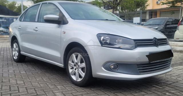 2011/12 VOLKSWAGEN POLO Sedan - 1.6 AUTO - 1