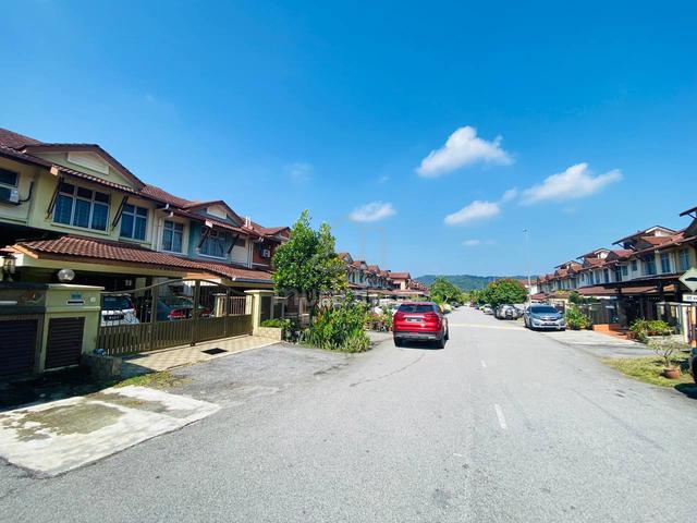 [TERMURAH] SP5 Bandar Seri Putra Kajang Double Storey Terrace House 1