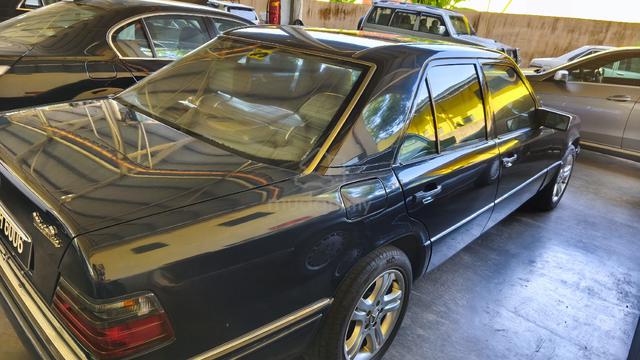 1995 Mercedes Benz 200 2.0 (A) - 3