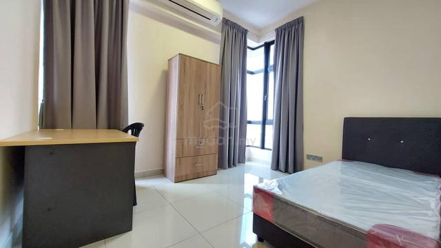 [3MIN MRT/ FEMALE] SMALL ROOM, J.Dupion Residence, Taman Pertama 1