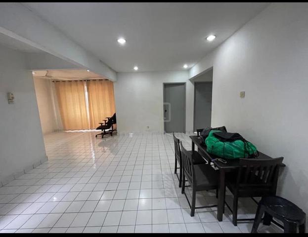 Desa Dua Aman Puri 1