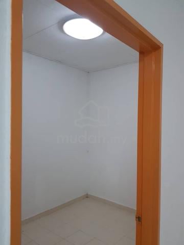 Pangsapuri Cempaka (Bukit Puchong 2) 1
