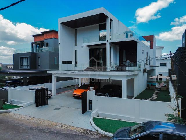 MODERN DESIGN BUNGALOW Country Heights Kajang 2.5 Storey FULLY FURNISH 1