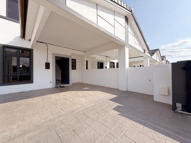 Auto Gate Included 4 Room Full Loan Ready Unit Double Storey Krubong 1