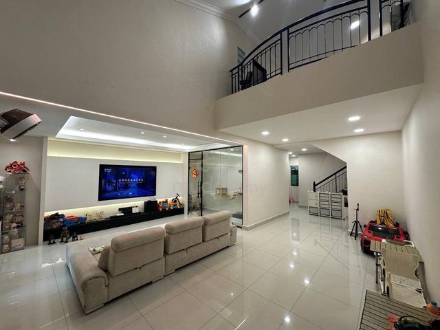 Mutiara Rini , Jln Bakti , Near Taman Universiti ,Nice House ,Skudai 1