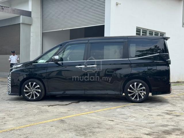 2022 Toyota VOXY 2.0 S-Z 2PD 7SEATER 42K KM - 2