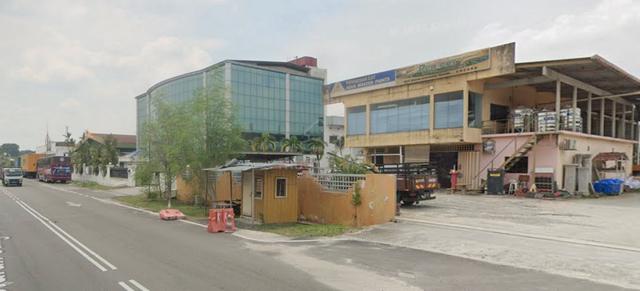 Kajang Kampung Sungai Chua 1.5 Storey Adjoin Detached Factory For Rent 1