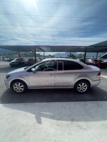 2017 Volkswagen VENTO 1.6 (A) 1-3 YEARS WARRANTY - 4