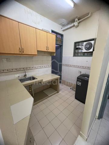 Sri Dahlia Apartment 1