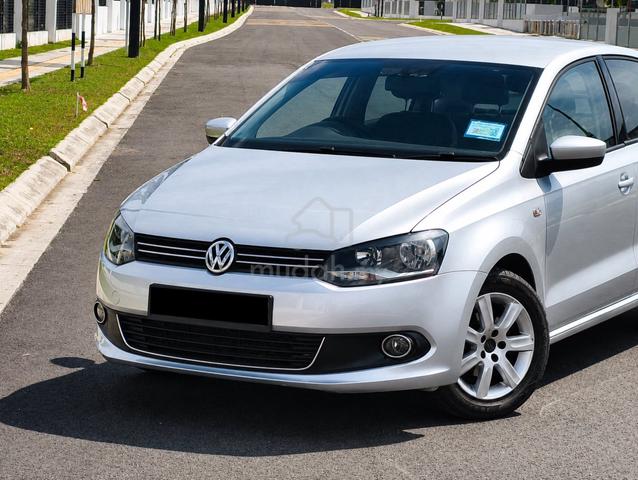 {2012}Volkswagen POLO 1.6 SEDAN (A) Good Condition - 5