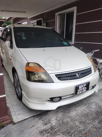 2002 Honda STREAM 2.0 RN3 (A) - 3