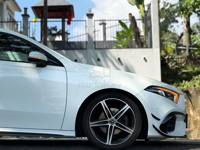 Mercedes Benz A180 1.3 AMG/29 Y.O PRETTY GIRL OWN - 4
