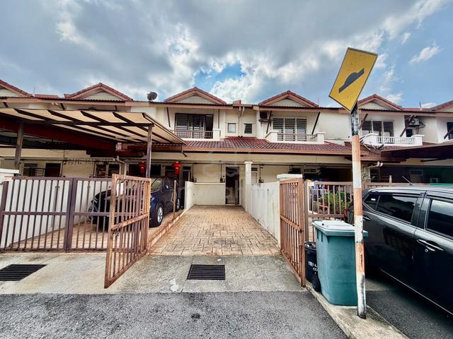 (MURAH+NONBUMI) Bayu Parkville Townhouse Balakong Selangor 1