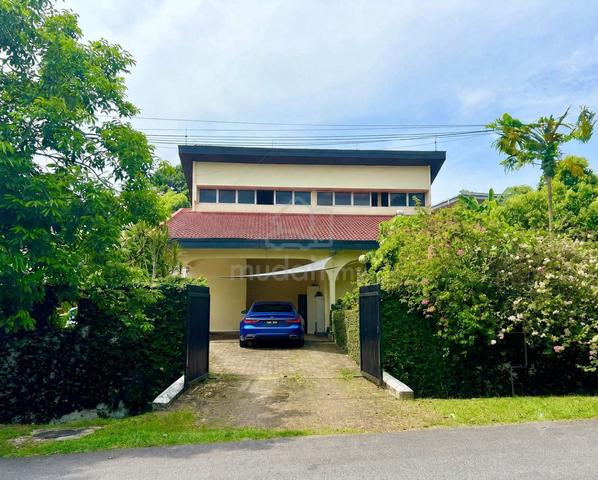 [ BIG LAND + 6,906 SQFT ] 1.5 Storey Bungalow @ Seksyen 2 Shah Alam 1