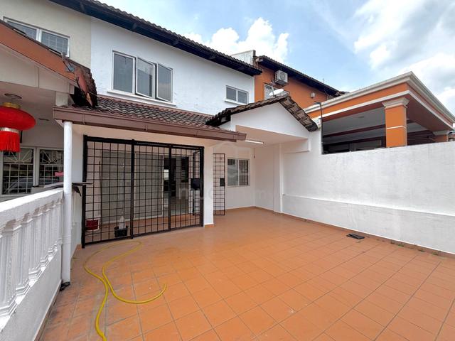 REFURBISHED TERMURAH💥Double Storey Terrace Taman Impian Indah 1