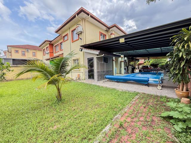 CORNER LOT Tanah Luas ! 2 Storey Semi D Taman Ramal Suria, Kajang 1
