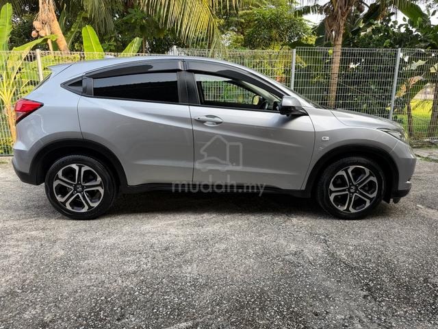 2016 Honda HR-V 1.8 S ( A ) ON THE ROAD - 2
