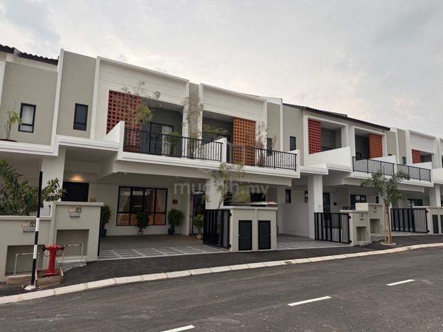 Freehold Double Storey Terrace at Botani Ipoh South 1