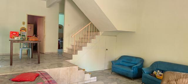 Master Room to Rent at Taman Serdang Raya. 5