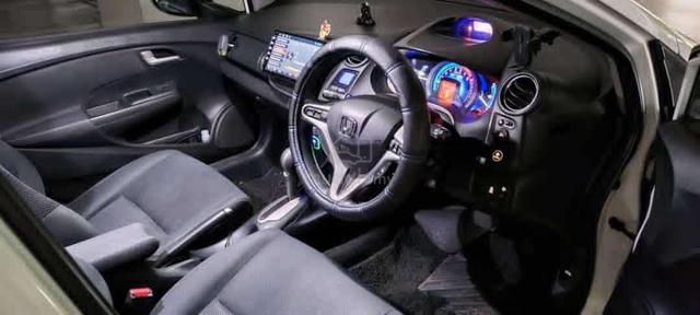 2011 Honda INSIGHT 1.3 (HYBRID) (A) - 4