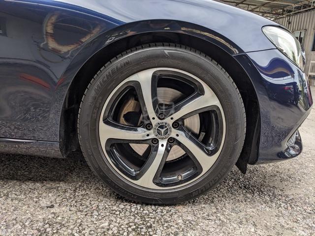 2019 Mercedes Benz E200 2.0 AVANTGARDE (CKD) (A) - 4