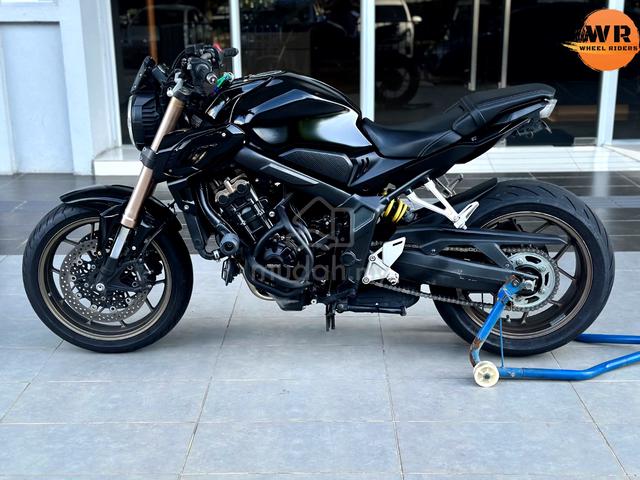 Carousel Image