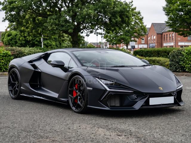 2025 Lamborghini Revuelto V12 Hybrid MATTE BLACK - 1