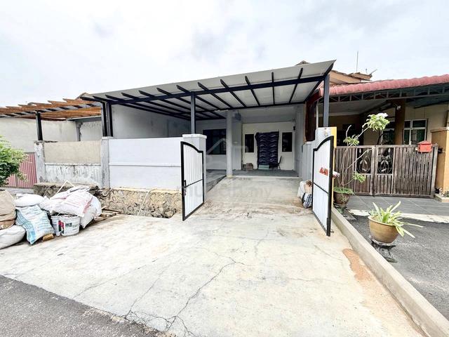 [FREEHOLD, RENOVATED] 1 Storey Terrace, Taman Semarak, Nilai 1