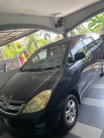2012 Toyota INNOVA 2.0 G (A) - 1