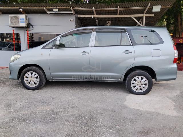 2013 Toyota INNOVA 2.0 E (A) - 4