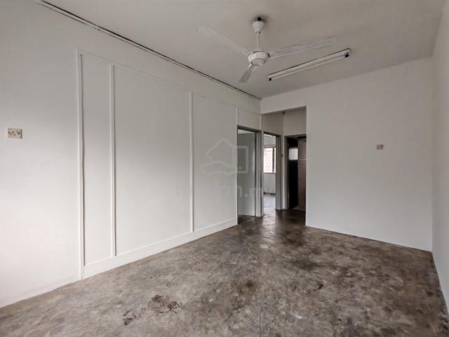 Flat Taman Alam Megah 1